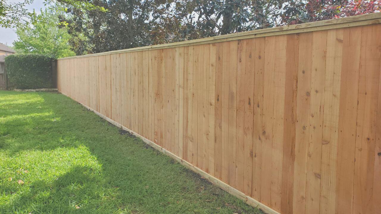 Wooden fence - the highlight of your home